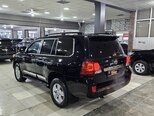 Toyota Land Cruiser-5