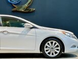 Hyundai Sonata-16