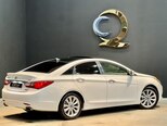 Hyundai Sonata-18