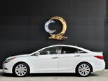Hyundai Sonata-5