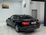 Mercedes E 220 d-11