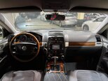 Volkswagen Touareg-13