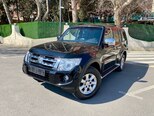 Mitsubishi Pajero-5