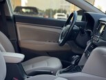 Hyundai Elantra-16
