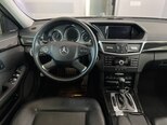 Mercedes E 220 d-13