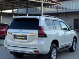 Toyota Land Cruiser Prado-6