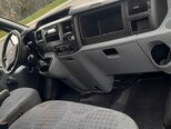 Ford Transit-10