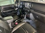 Jeep Wrangler-12