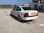 Opel Vectra-3