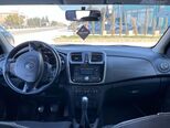 Renault Logan-6