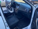 Renault Logan-10