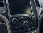 Jeep Grand Cherokee-12