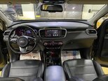 Kia Sorento-11