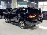 Toyota Land Cruiser-5