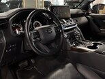 Toyota Land Cruiser-9