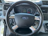 Ford Transit-15