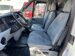 Ford Transit-14