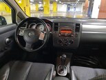 Nissan Tiida-14