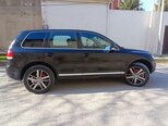 Volkswagen Touareg-2
