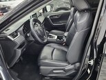 Toyota RAV4-8