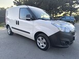 Opel Combo-12