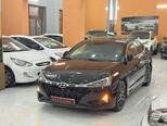 Hyundai Elantra-8