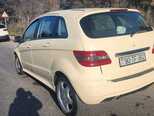 Mercedes B 200-12