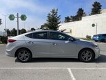 Hyundai Elantra-11