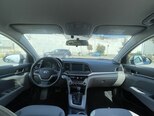 Hyundai Elantra-15