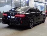 BMW 530e-12