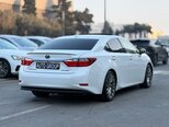 Lexus ES 300-8