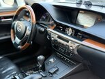 Lexus ES 300-16