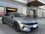 Kia K5-4