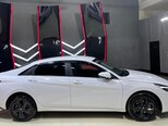 Hyundai Elantra-6