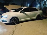 Skoda Rapid-10