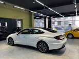 Hyundai Sonata-6