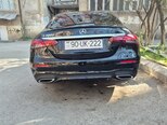 Mercedes E 300 e-9