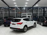 Hyundai Santa Fe-5
