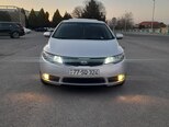 Kia Cerato-5