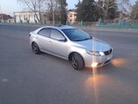 Kia Cerato-10