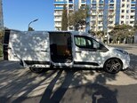 Ford Transit Connect-11