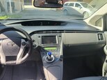 Toyota Prius-5