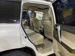 Toyota Land Cruiser Prado-13