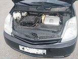 Toyota Prius-10