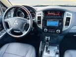 Mitsubishi Pajero-15