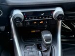 Toyota RAV4-8