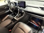 Toyota RAV4-9