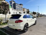 Porsche Cayenne Turbo-3