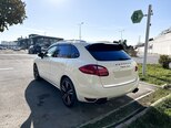 Porsche Cayenne Turbo-4