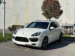 Porsche Cayenne Turbo-15